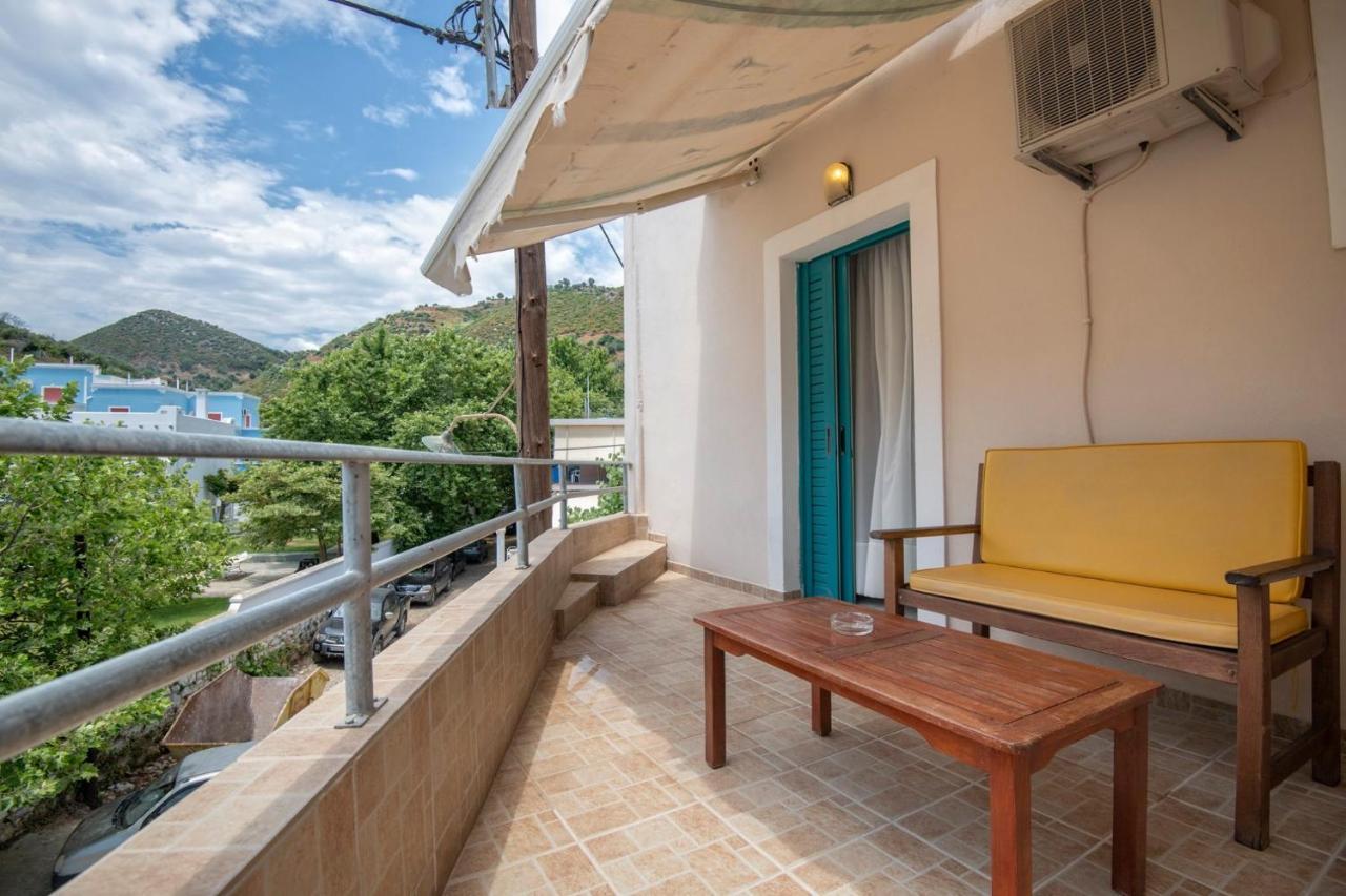 Puerto Seaside Rooms Akhladherí Екстериор снимка