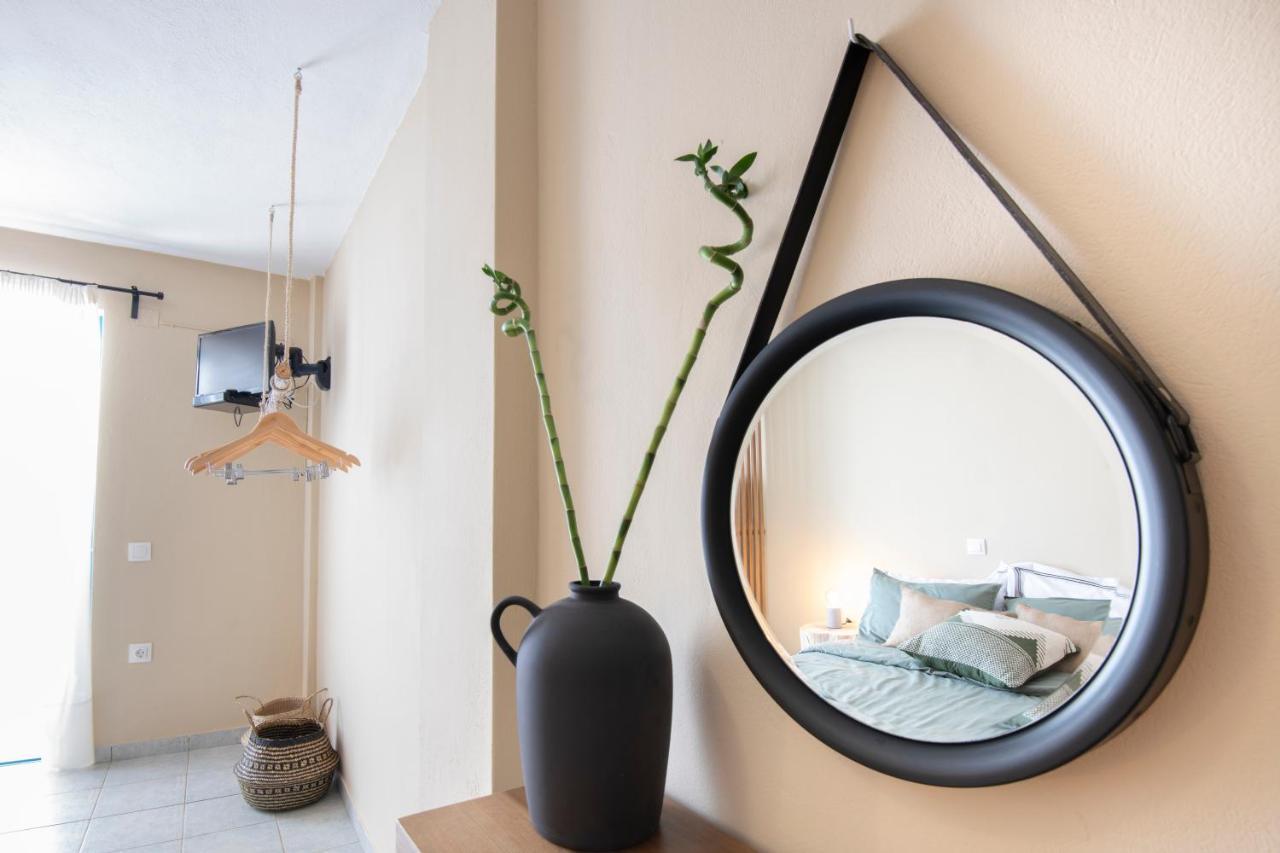 Puerto Seaside Rooms Akhladherí Екстериор снимка